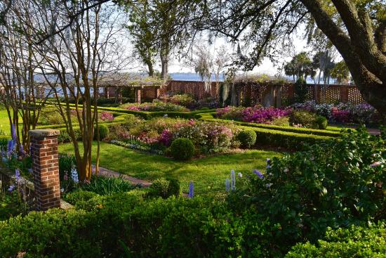 Gardens at Cummer Museum- Jacksonville FL