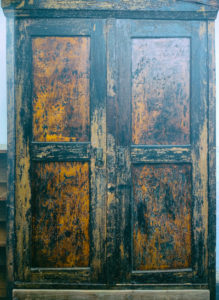 Can I just repaint my kitchen cabinets?